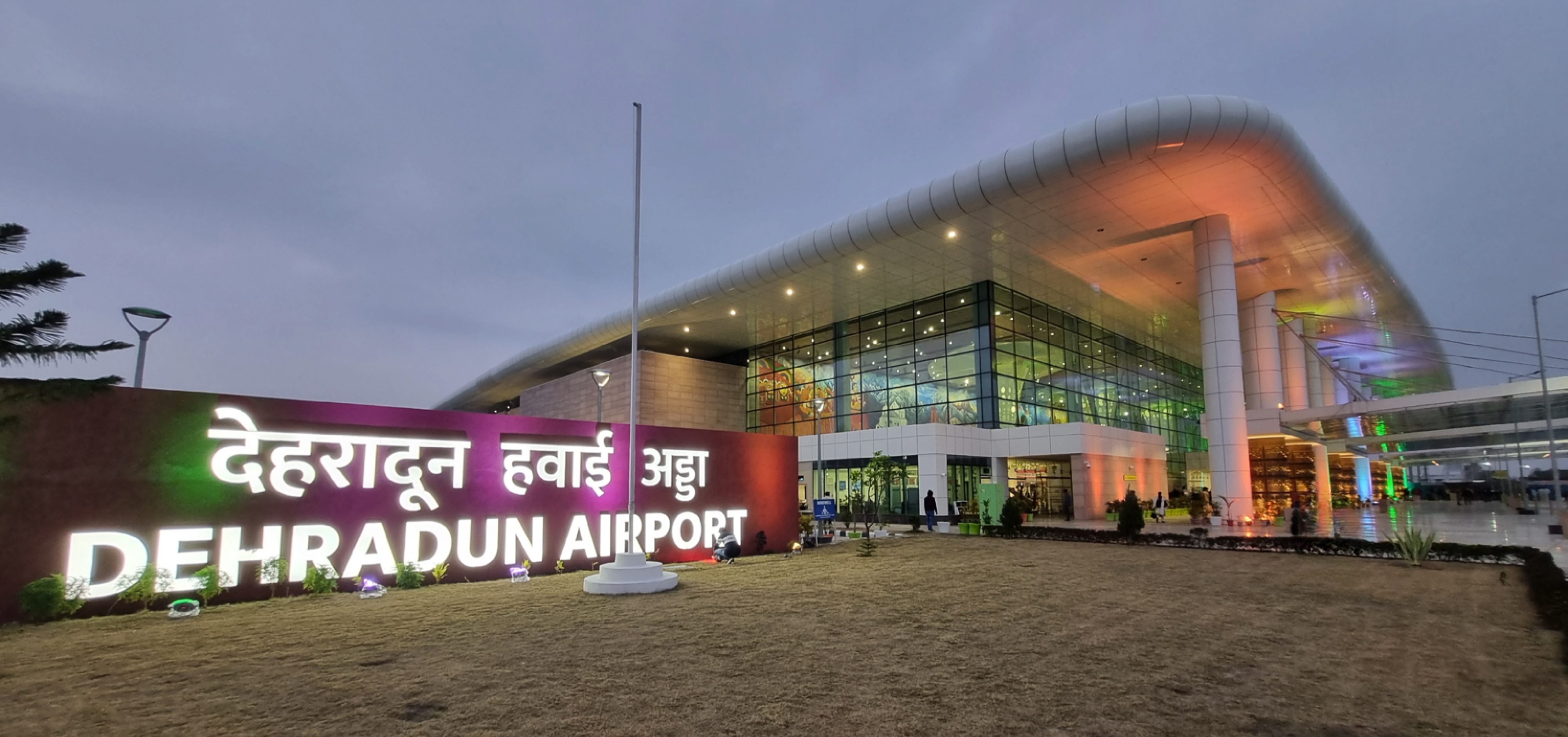 Jolly Grant Airport to Dehradun Taxi Service